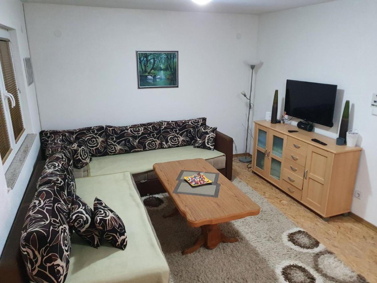 House Apartment Azra Sarajevo Bagian luar foto