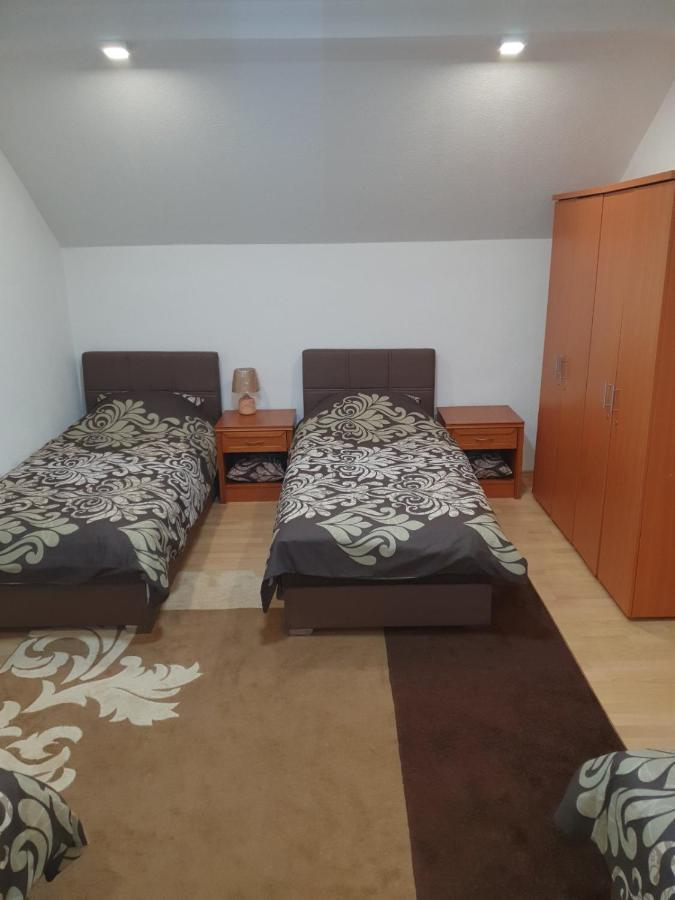 House Apartment Azra Sarajevo Bagian luar foto