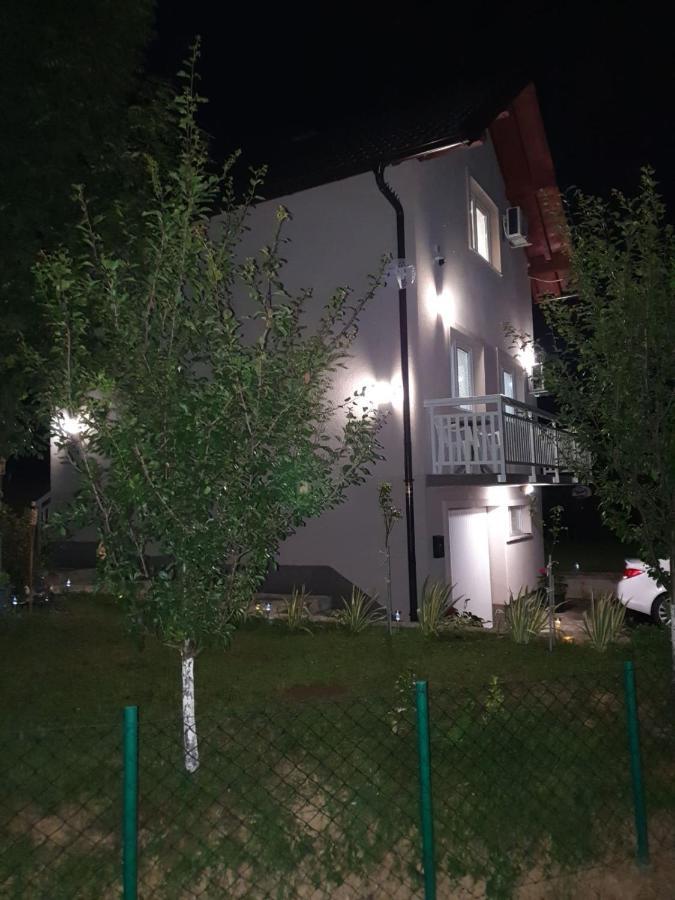 House Apartment Azra Sarajevo Bagian luar foto