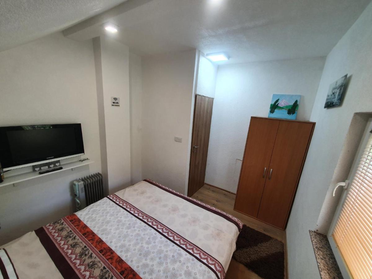 House Apartment Azra Sarajevo Bagian luar foto