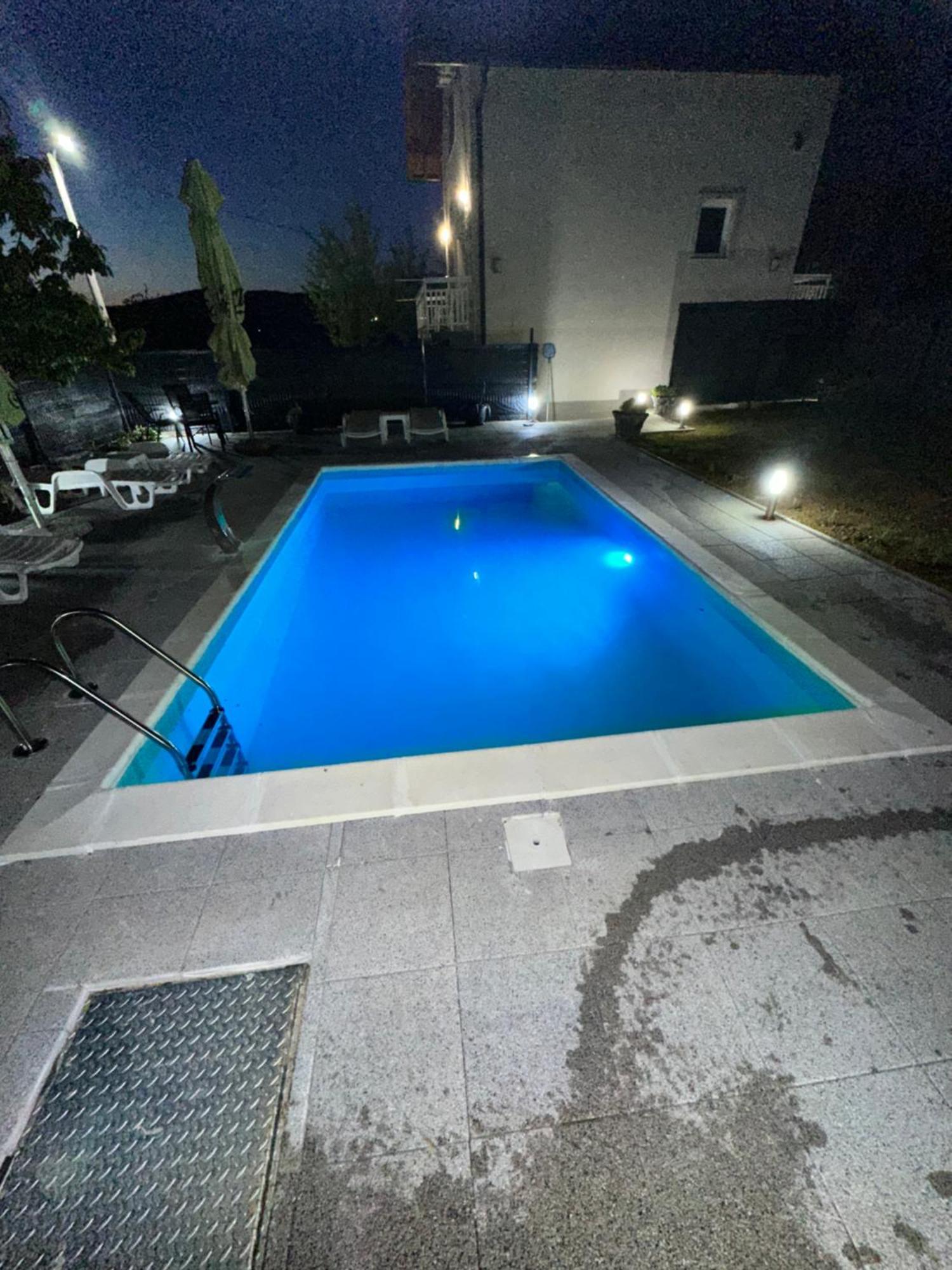 House Apartment Azra Sarajevo Bagian luar foto